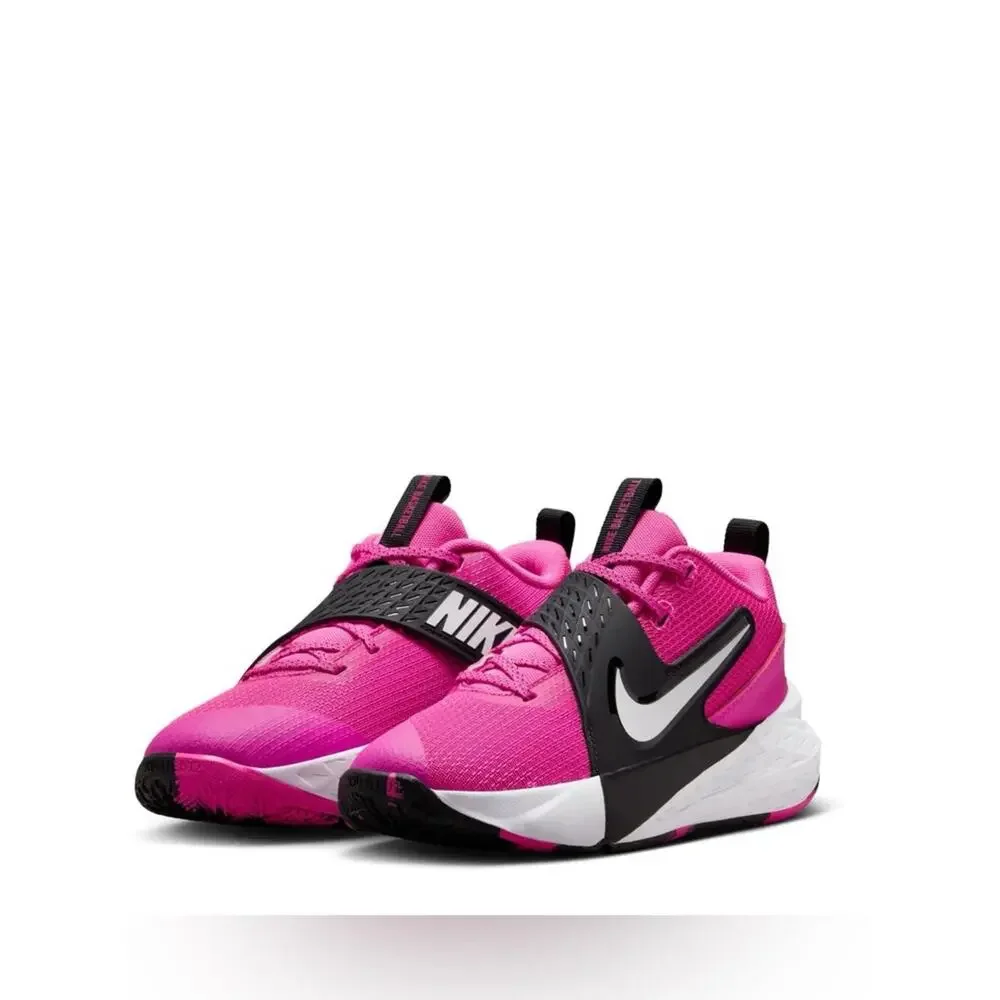 Nike Team Hustle D 12 Sneaker - Kids Size 5Y
